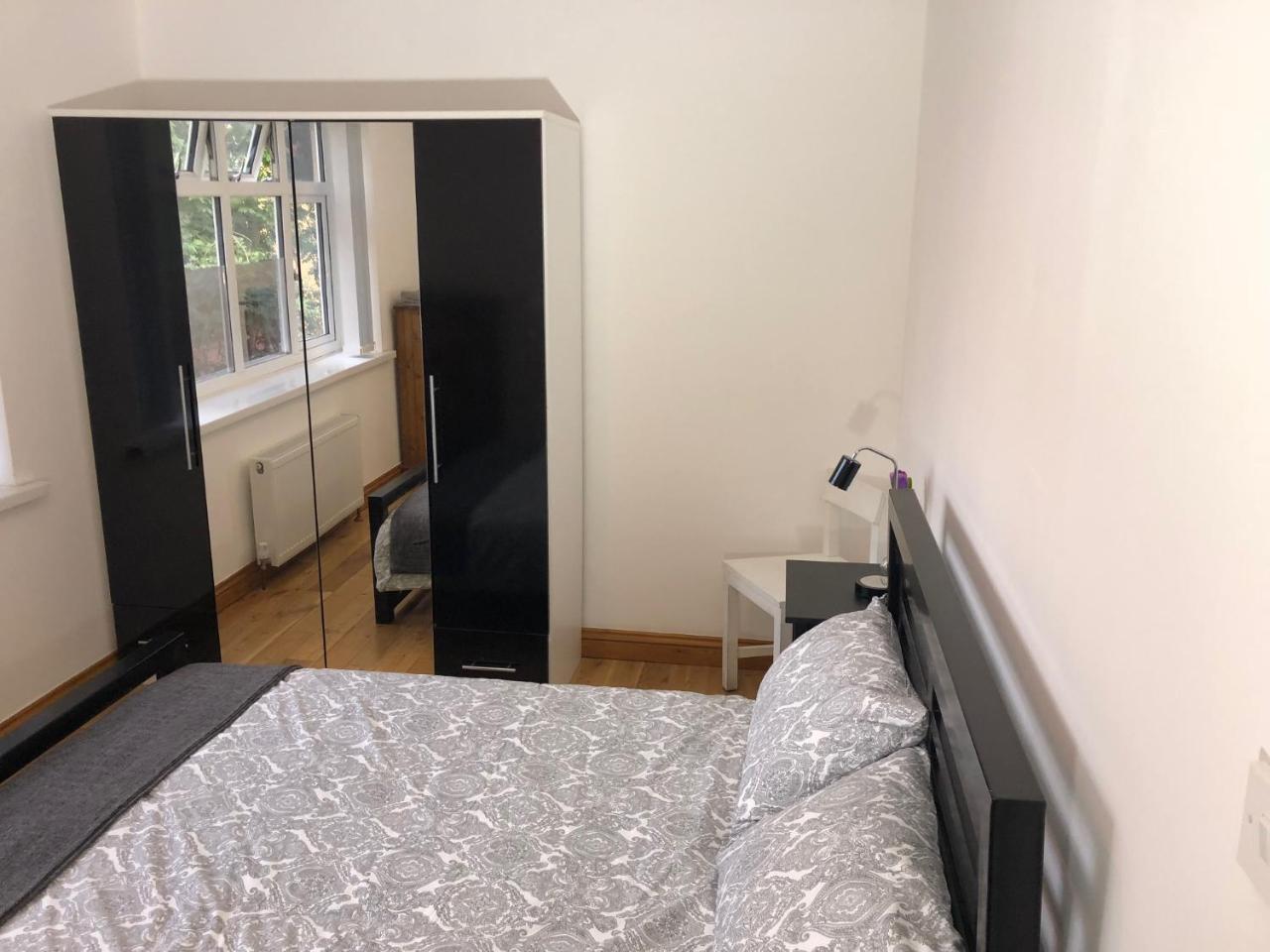 Luxurious Apartment "N22" Londyn Zewnętrze zdjęcie